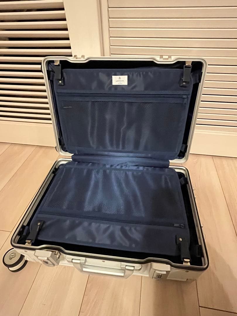 ランバンオンブルースーツケース　32L