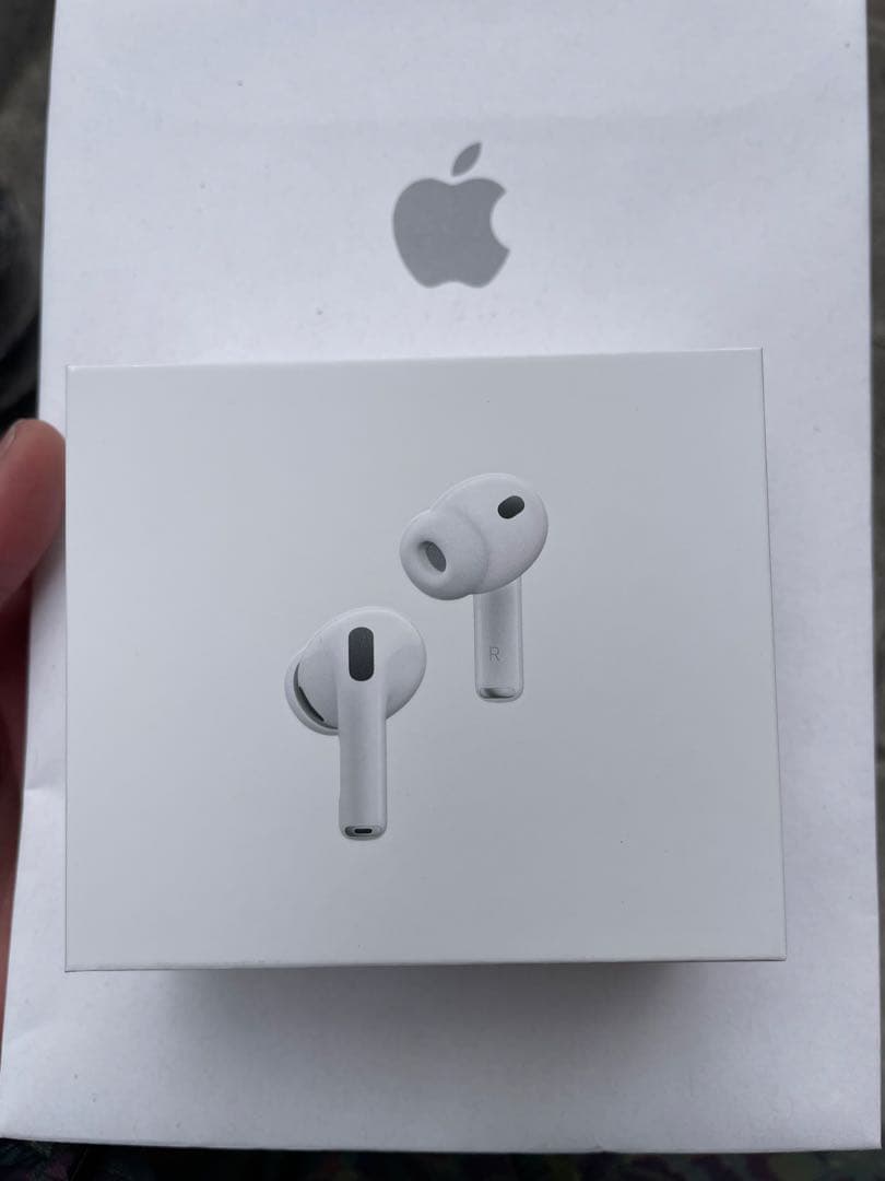 【新品未開封】　AirPods Pro 3 アップルストア大阪心斎橋店で購入