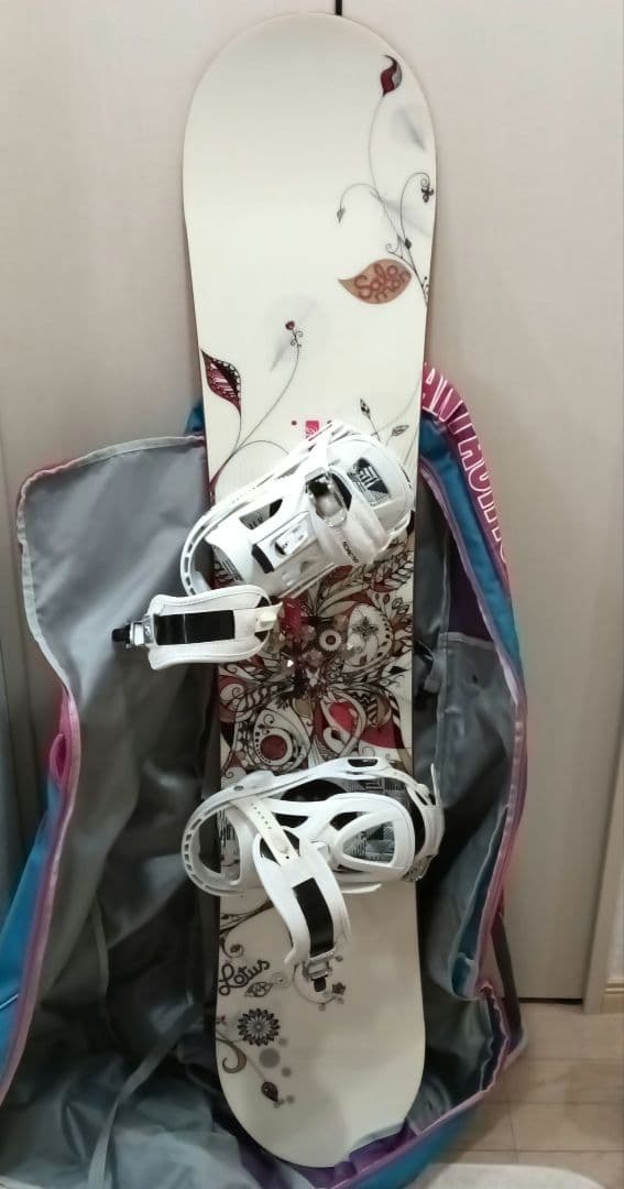スノーボード　ビンディング　サロモン　ホワイト