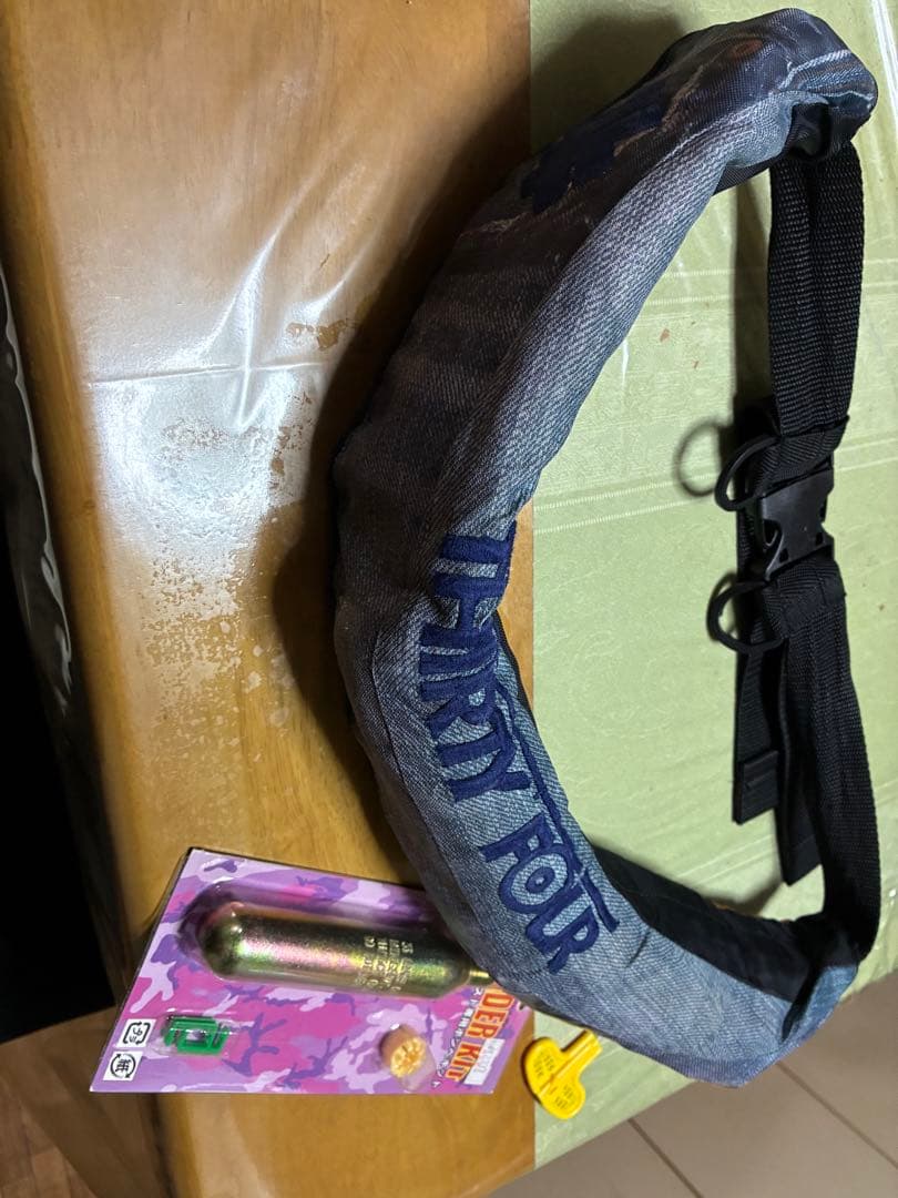 34 THIRTY FOUR★ブルーストーム自動膨張救命胴衣★桜★交換ボンベ付き