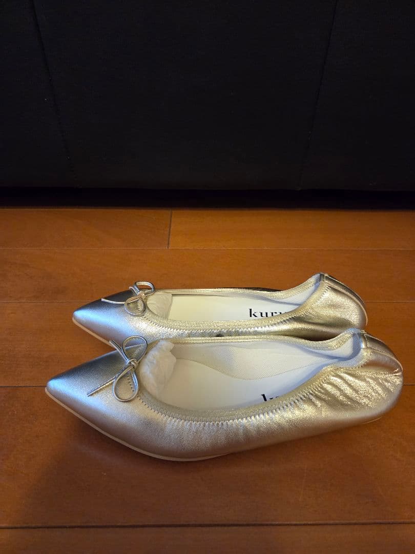 新品、未使用☆箱あり　kurun TOKYO　バレエシューズ 24センチ