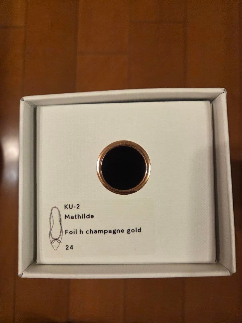 新品、未使用☆箱あり　kurun TOKYO　バレエシューズ 24センチ