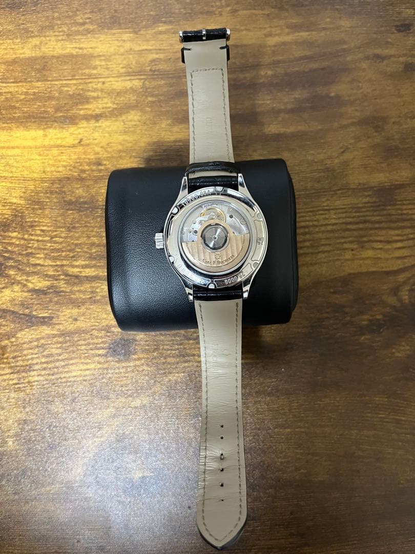 Carl F. Bucherer マネロ　オートデイト自動巻き時計 シルバー