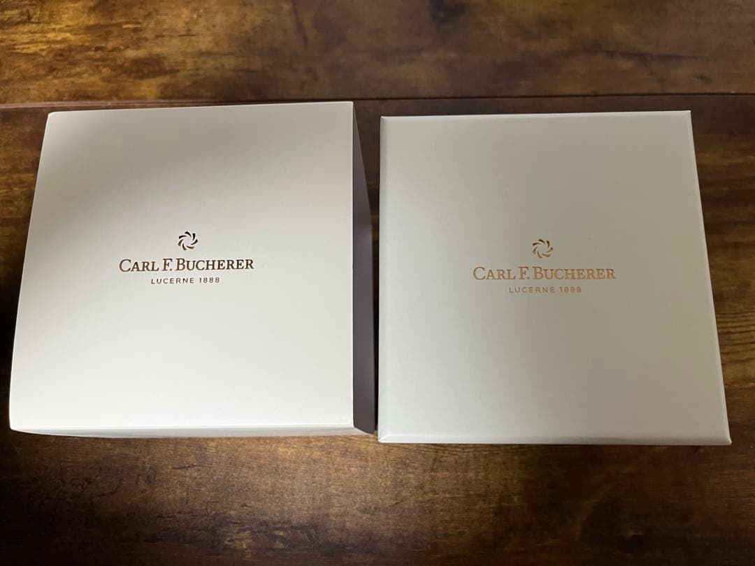 Carl F. Bucherer マネロ　オートデイト自動巻き時計 シルバー