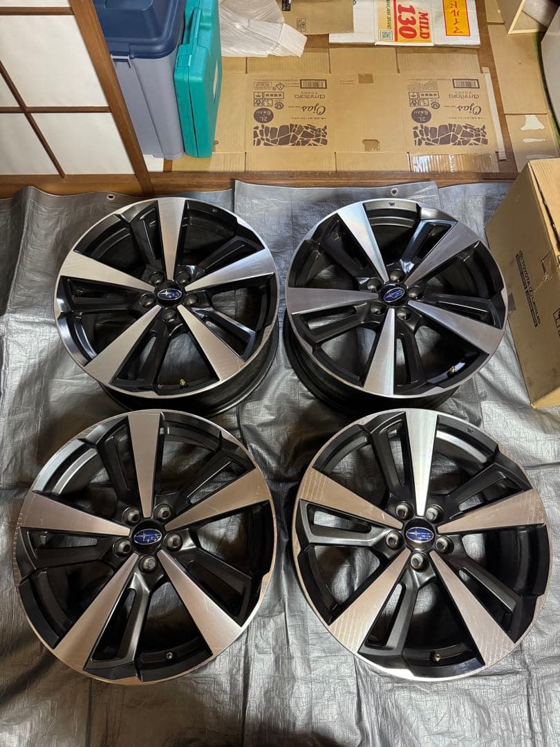 スバル 18インチ 純正ホイール