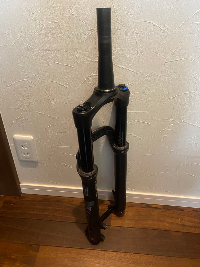 ロックショックス　ROCKSHOX PIKE サスペンションフォーク ブラック