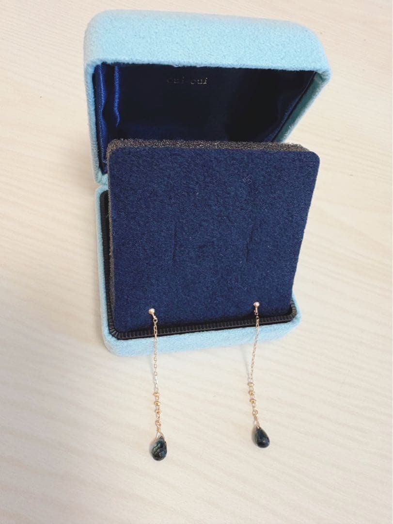 <未使用新品・保証書付き> cui-cui ブルートパーズ　k10ピアス