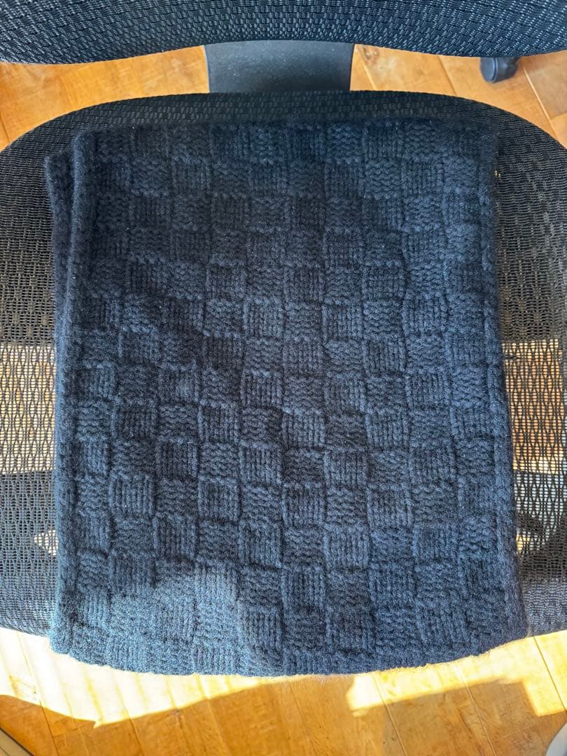 LOUIS VUITTON ブラックカシミヤマフラー