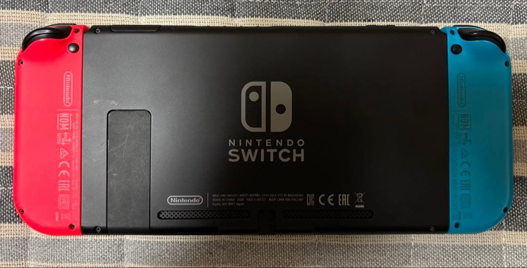【ソフト付き！】Nintendo Switch 本体 青/赤 Joy-Con