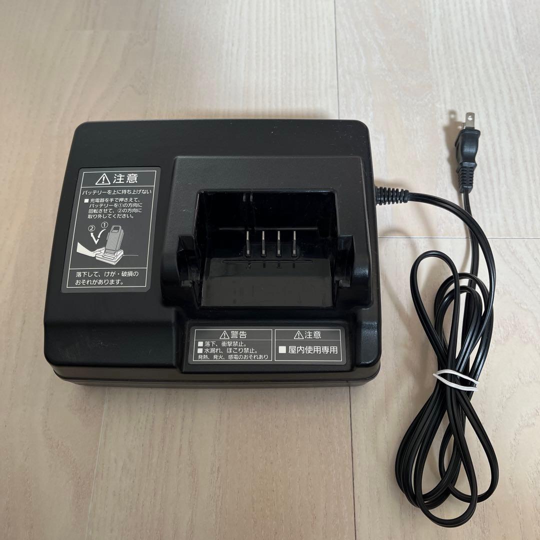 Panasonic電動自転車用充電器 品番NKJ069Z1