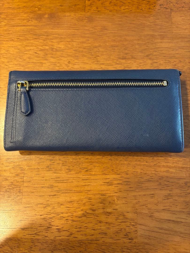 プラダ　長財布　サフィアーノ　ネイビー