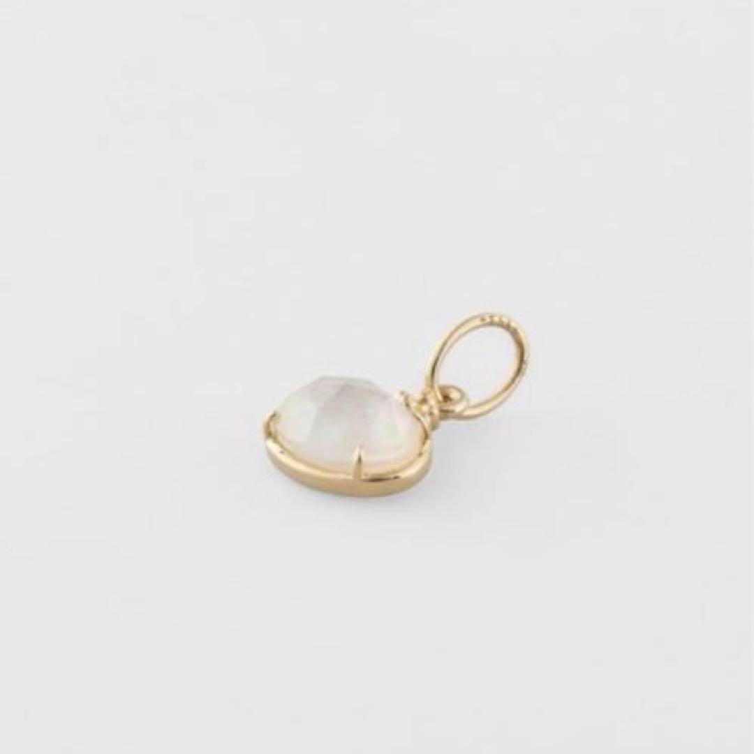 美品 agete シェル／クォーツチャーム