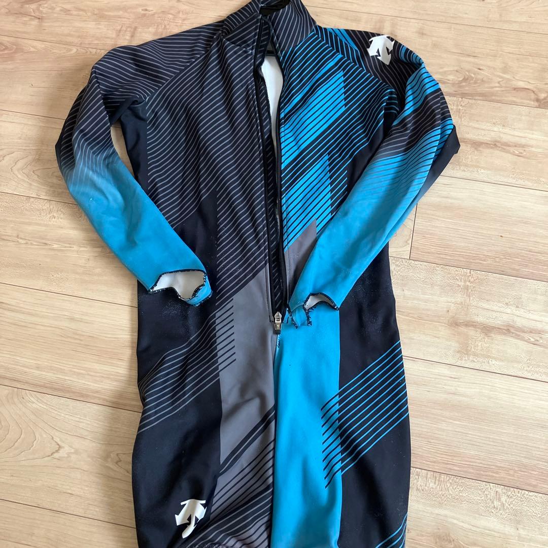 デサントワンピL