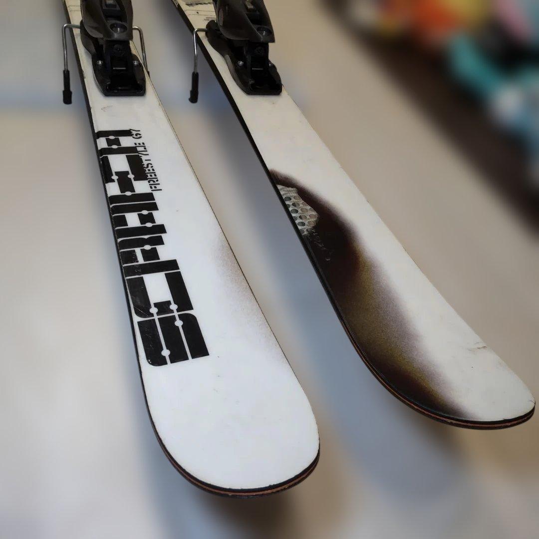 ロシニョール　スクラッチ　ツインチップ　167cm