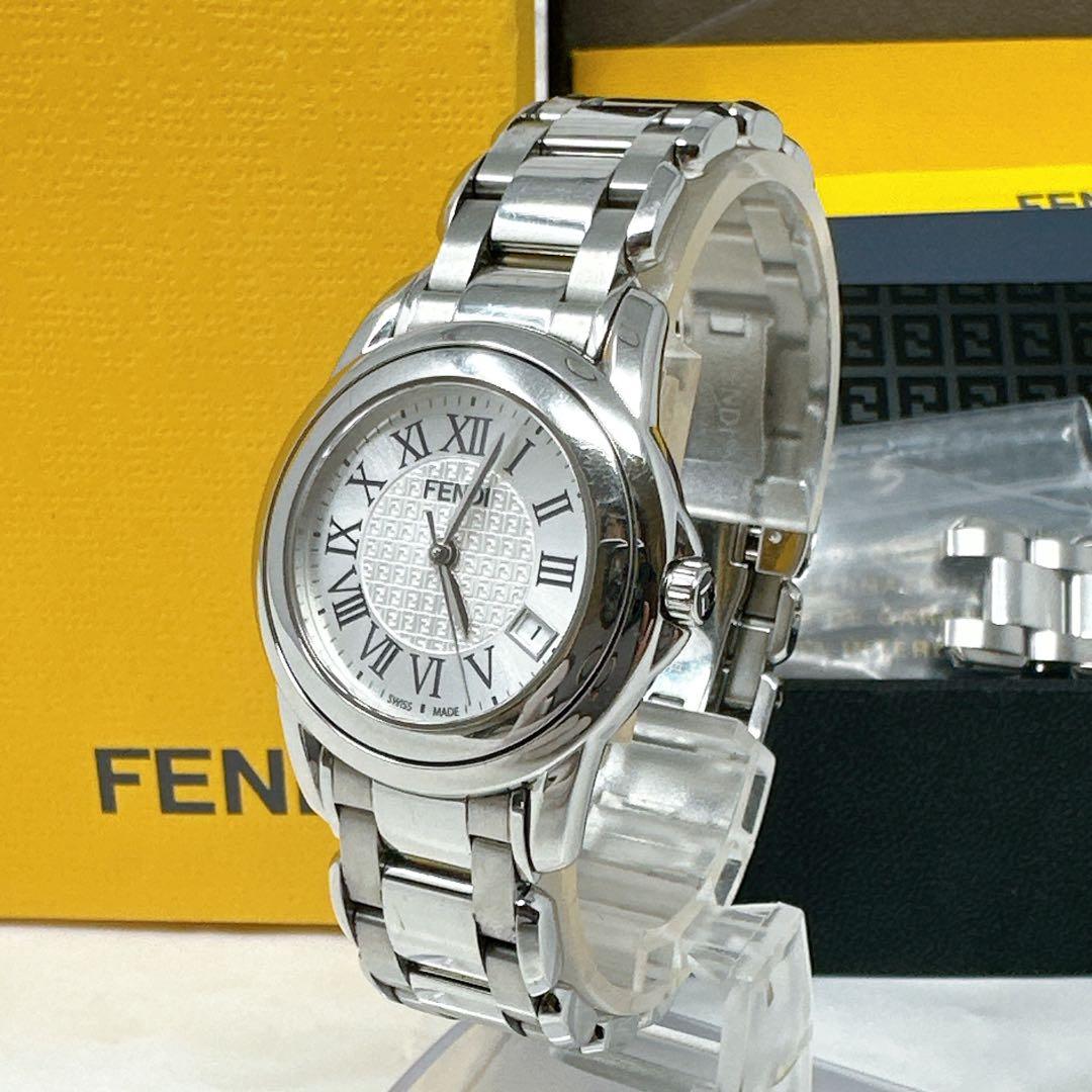 新品電池 FENDI 腕時計 ズッカ FF デイト ローマン 2200L 付属品