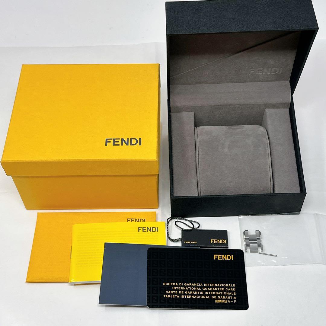 新品電池 FENDI 腕時計 ズッカ FF デイト ローマン 2200L 付属品