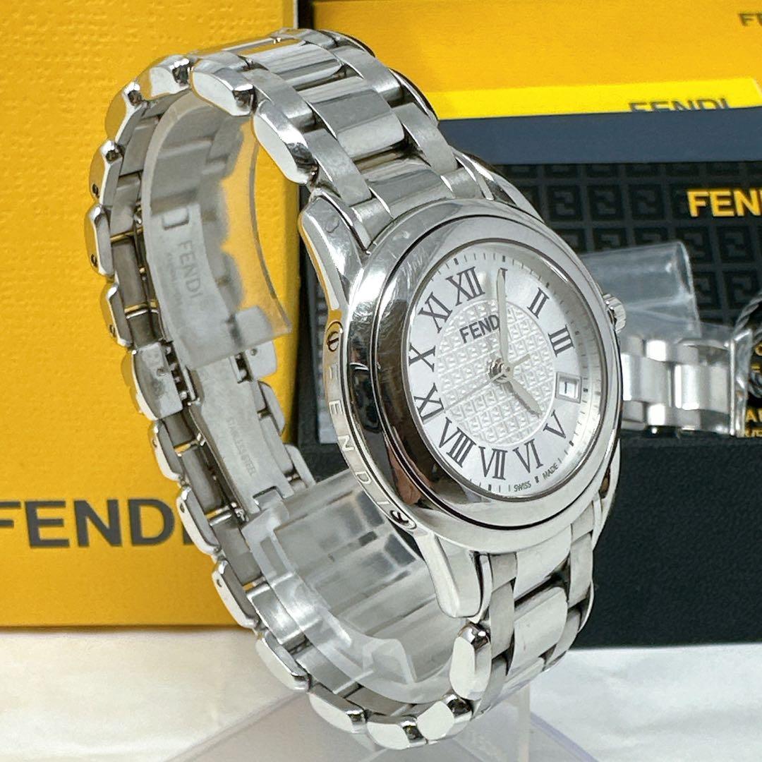 新品電池 FENDI 腕時計 ズッカ FF デイト ローマン 2200L 付属品