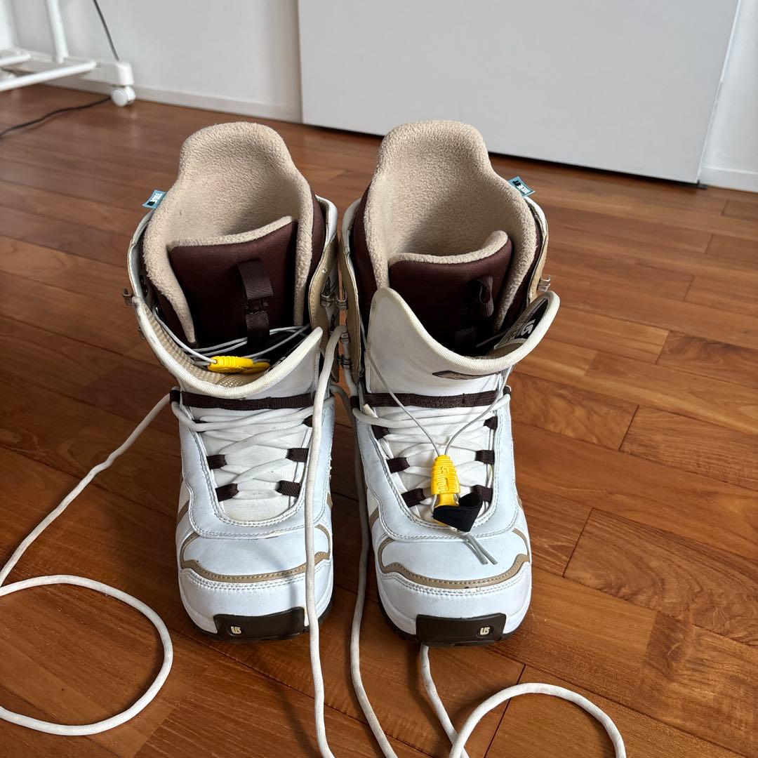 BURTON スノーボードブーツ(女性用) ホワイト/ゴールド