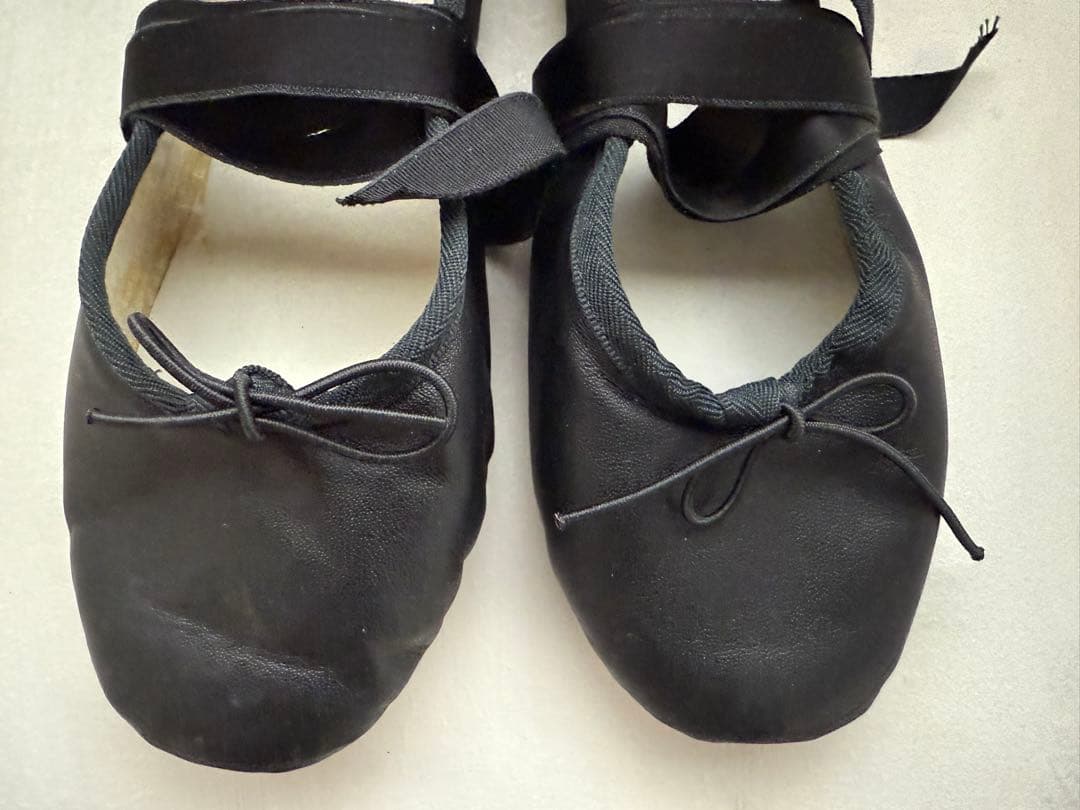 『repetto』ribbon shoes