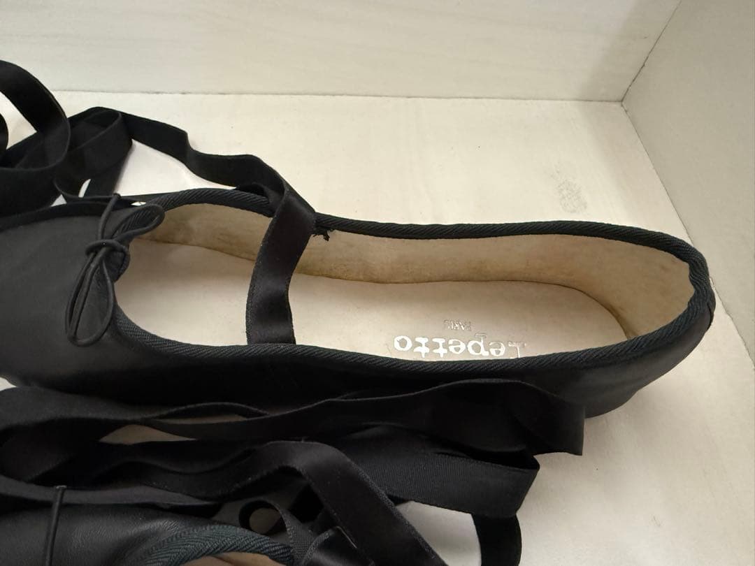 『repetto』ribbon shoes