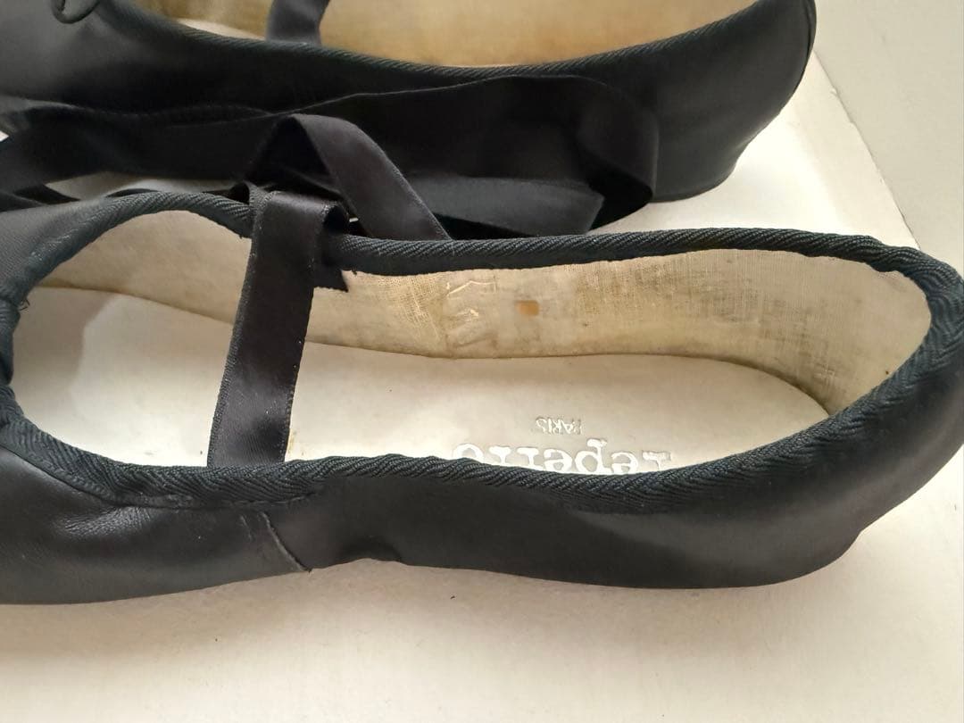 『repetto』ribbon shoes