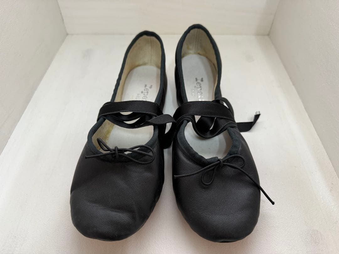 『repetto』ribbon shoes