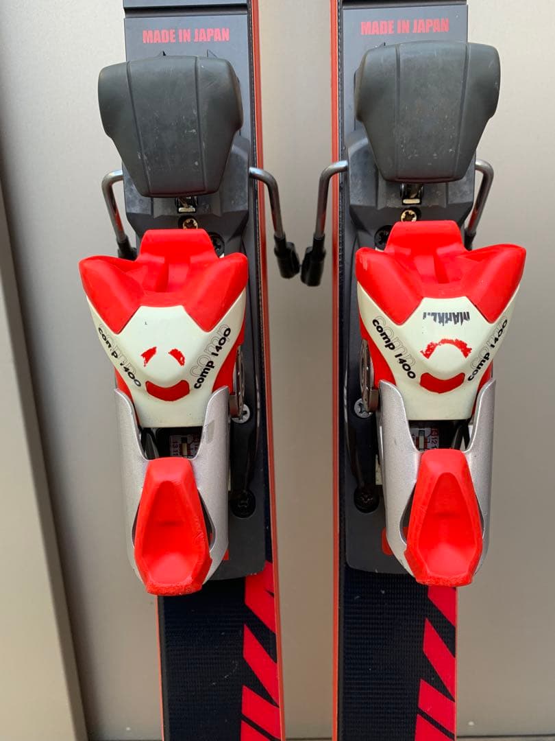 オガサカ　トライアンGS R27