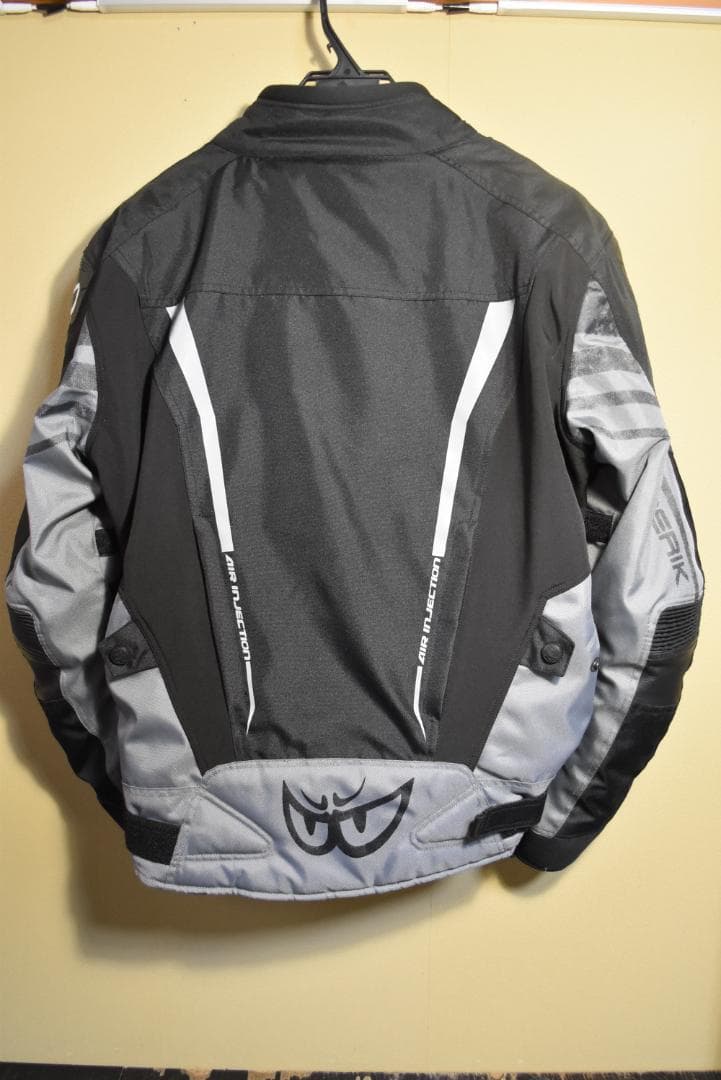 h*o様 BERIK バイク用プロテクターナイロンジャケット 黒/グレー　サイズ
