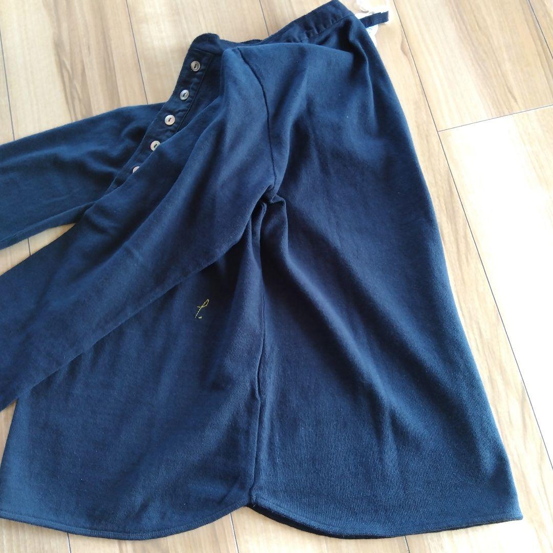 パラスパレス　 長袖Tシャツ 　ボタン付き