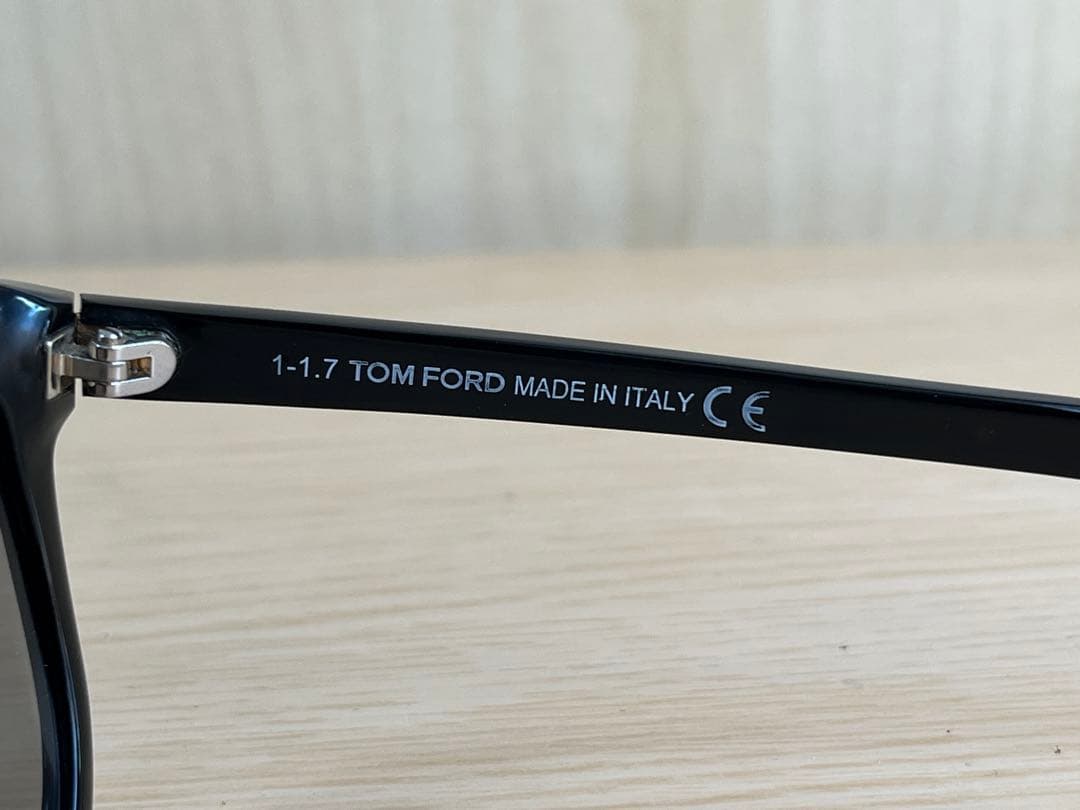 トムフォード　TF298 Riley (メガネ　サングラス)