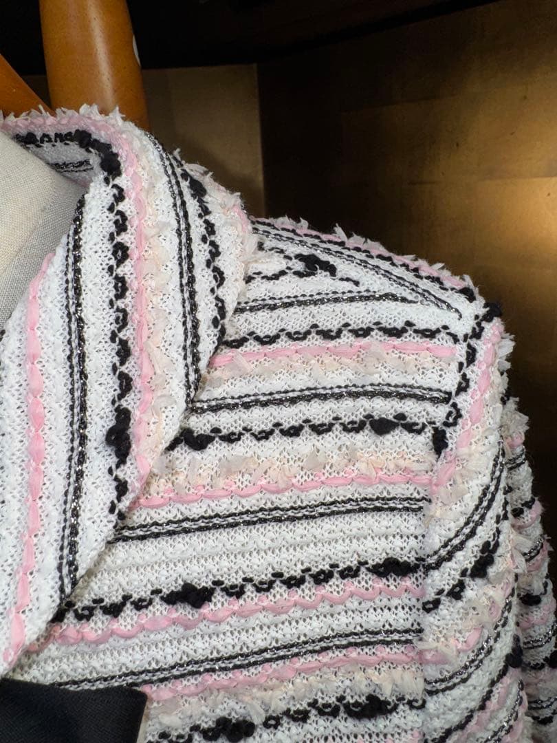 【Reneルネ】限定品DM 掲載新品タグ付定価57,200円ニットジャケット36