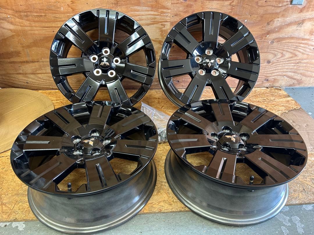 新車外し 【アルミホイール】 4本セット ミツビシ純正 デリカＤ:５ シャモニー