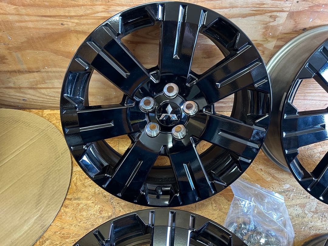 新車外し 【アルミホイール】 4本セット ミツビシ純正 デリカＤ:５ シャモニー