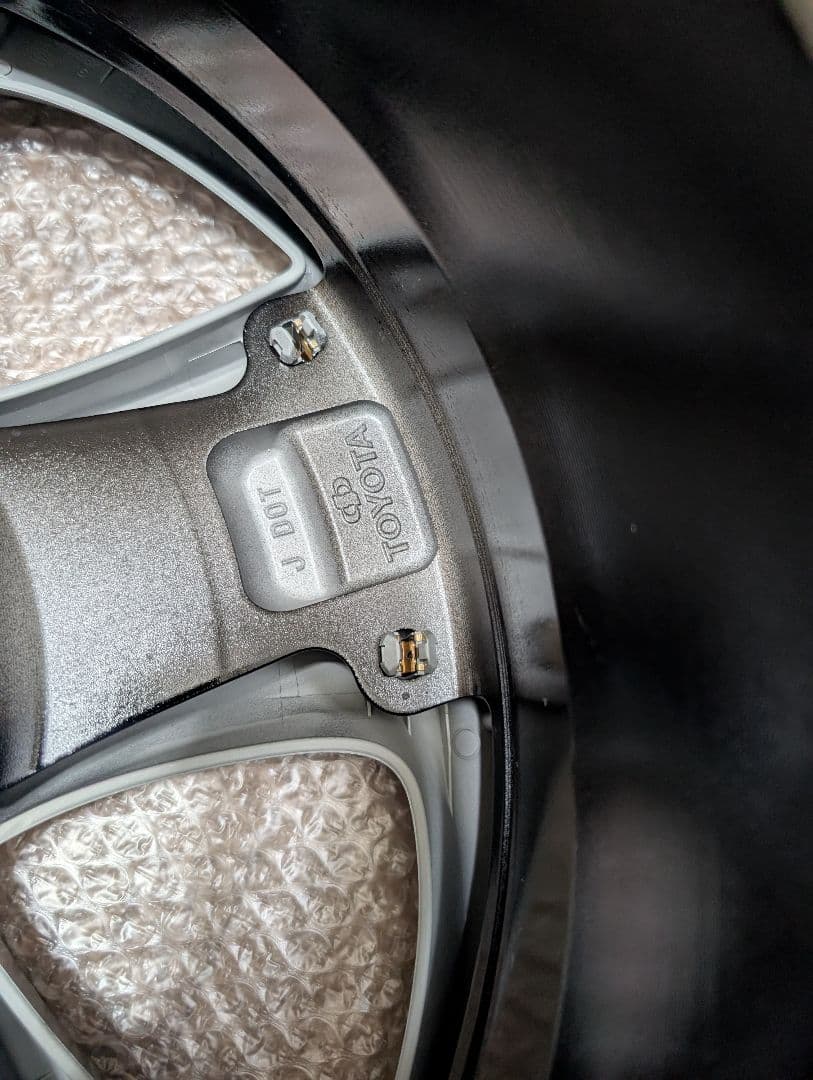 プリウス50純正ホイール17インチ(後期)1本【新車外し】