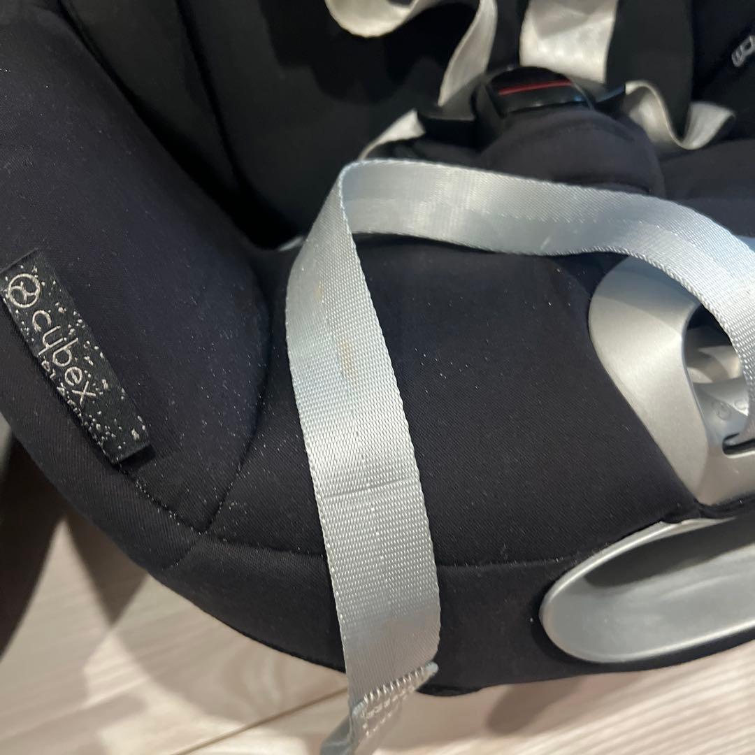 Cybex チャイルドシート シローナz basez