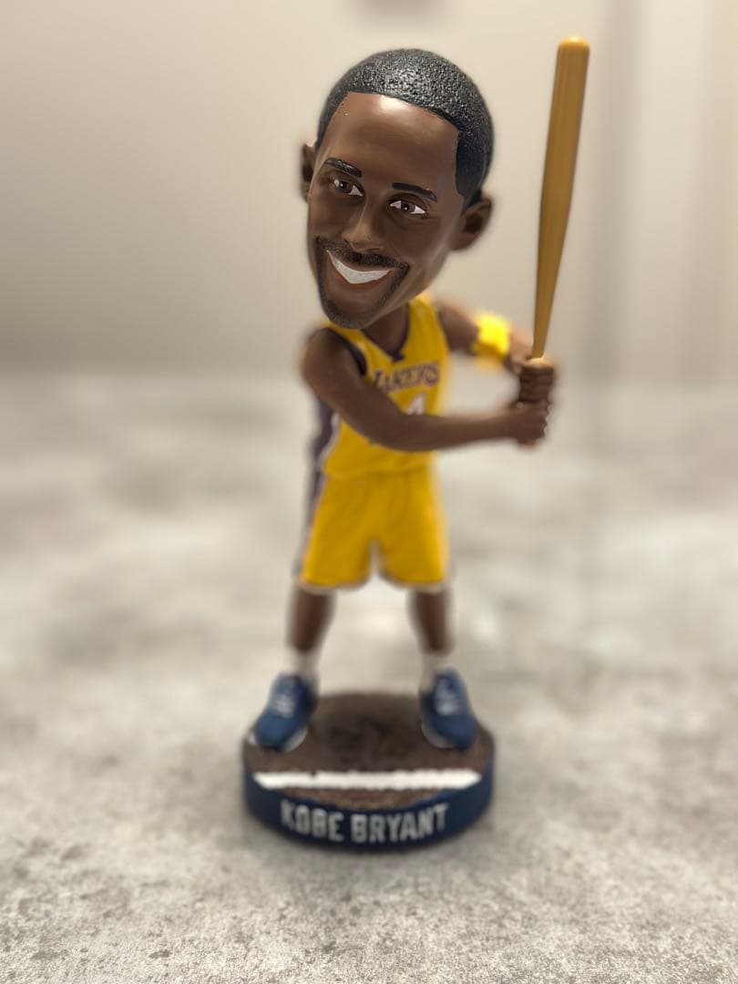 【非売品】コビー ブライアントボブルヘッド 8/8ドジャースタジアム配布 未開封
