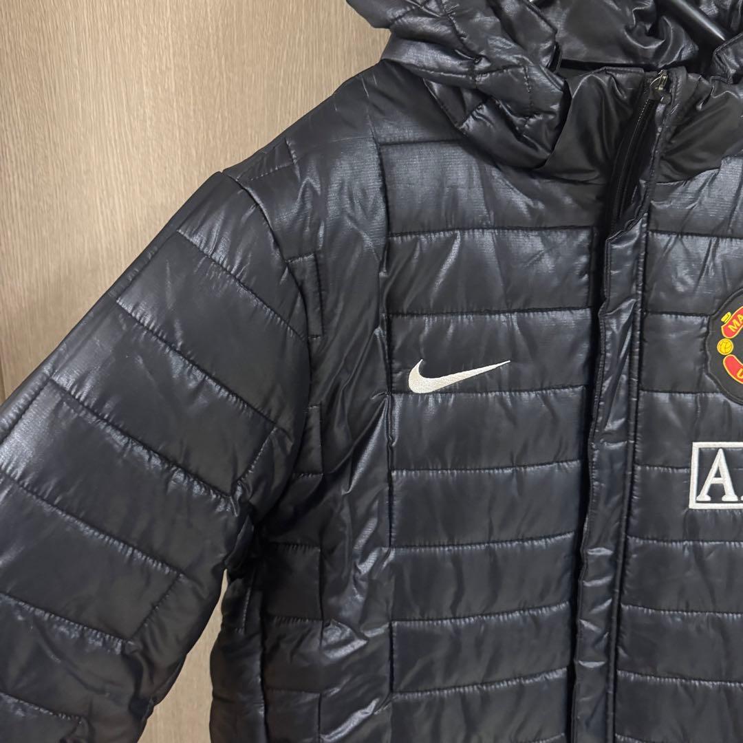 ナイキ製 マンチェスターユナイテッド中綿ジャケット Mサイズ/ブラック/刺繍