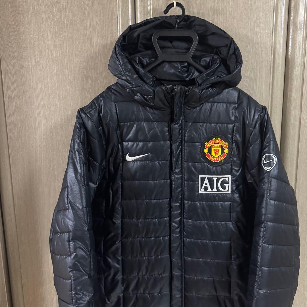 ナイキ製 マンチェスターユナイテッド中綿ジャケット Mサイズ/ブラック/刺繍