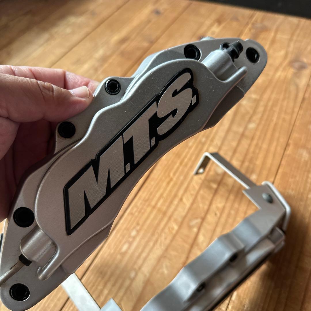 ⭐︎M.T.S. ブレーキキャリパーカバー　絶版品　ハイエース⭐︎