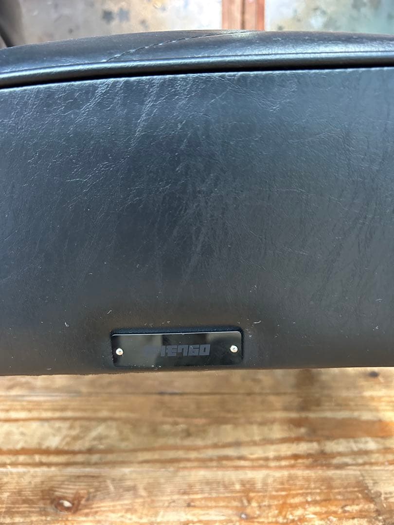 良品 カリモク 60 karimoku カフェチェア ブラック レザー ソファ