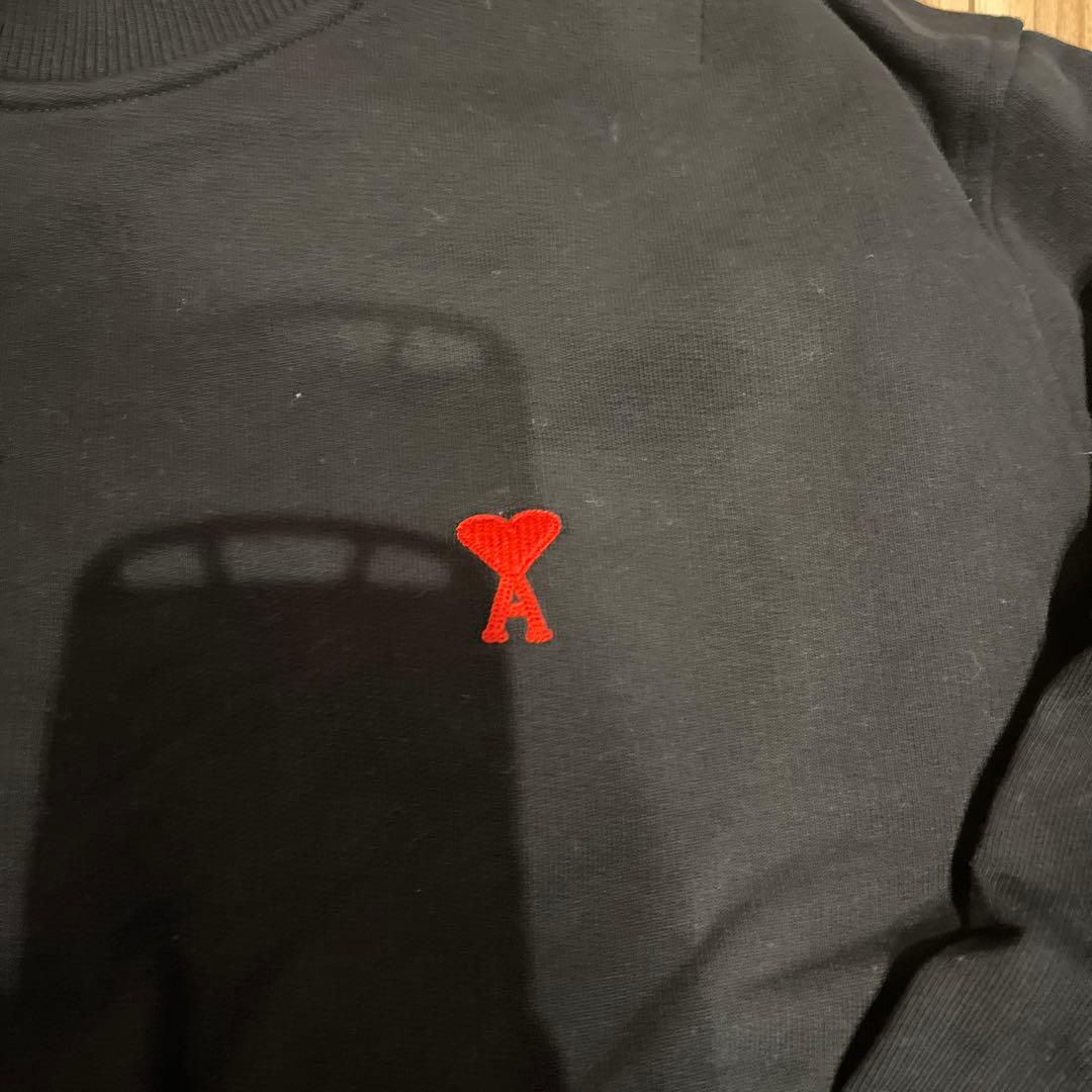AMI ハートロゴ ブラックスウェット　トレーナー