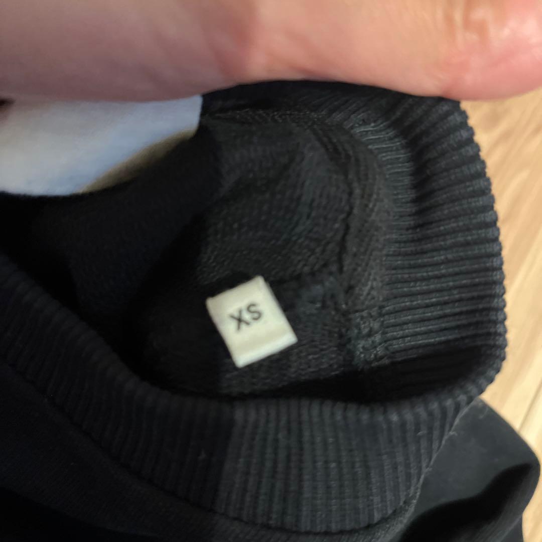 AMI ハートロゴ ブラックスウェット　トレーナー