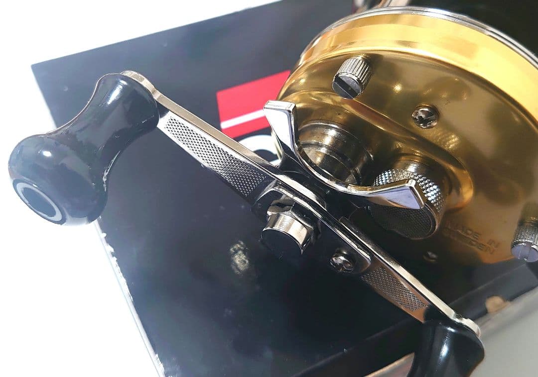 ☆【極美品】アブガルシア/アンバサダー5501CS ロケット(シャンパン)