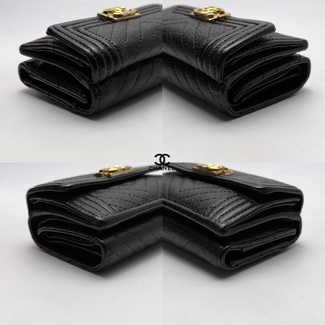 正規品　CHANEL ボーイシャネル　ジェブロン　Wホック　三つ折り財布
