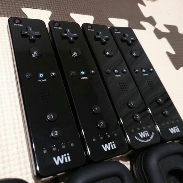 Wii ジャケット付きリモコン 黒 ブラック セット