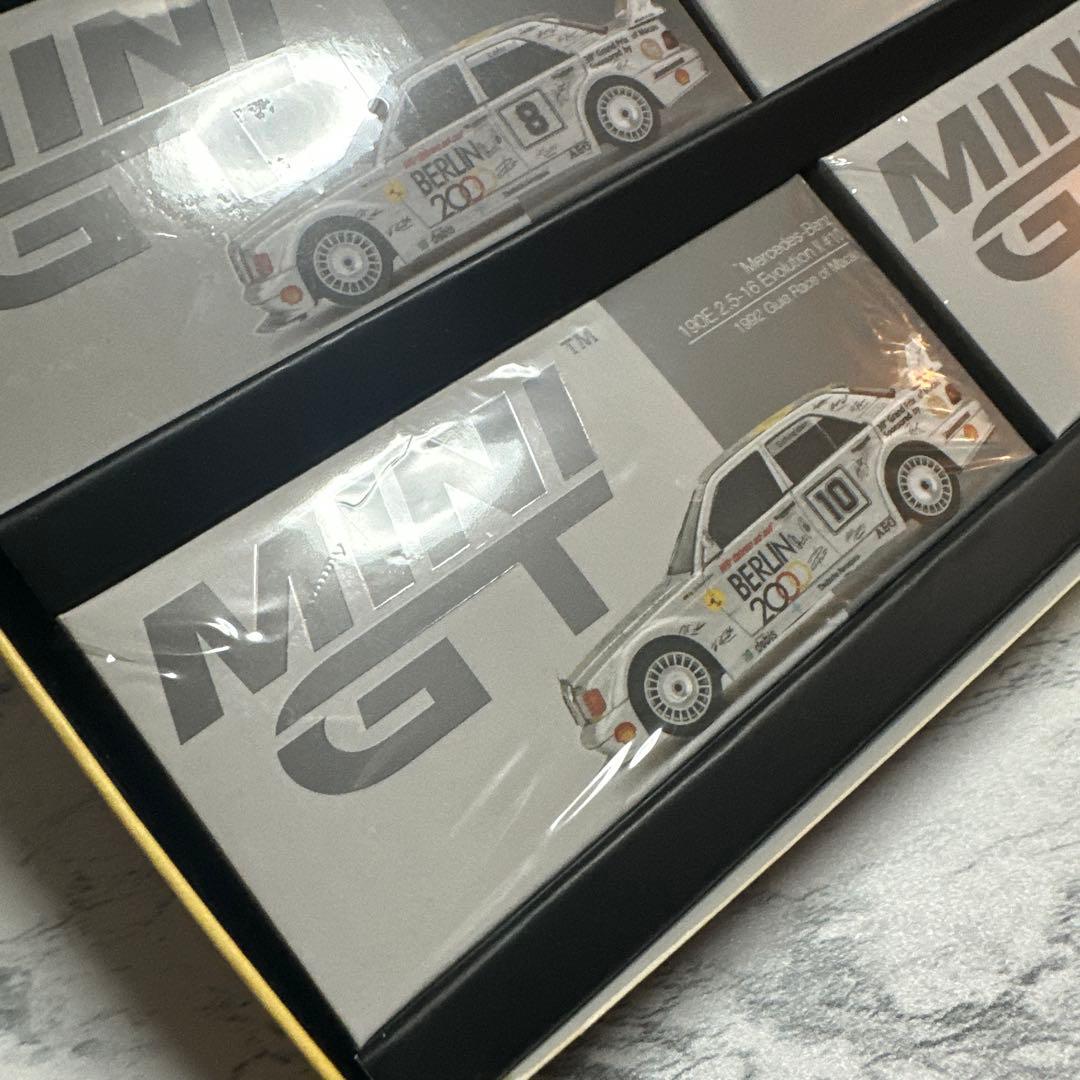 ミニカー MINI GT BERLIN 2000