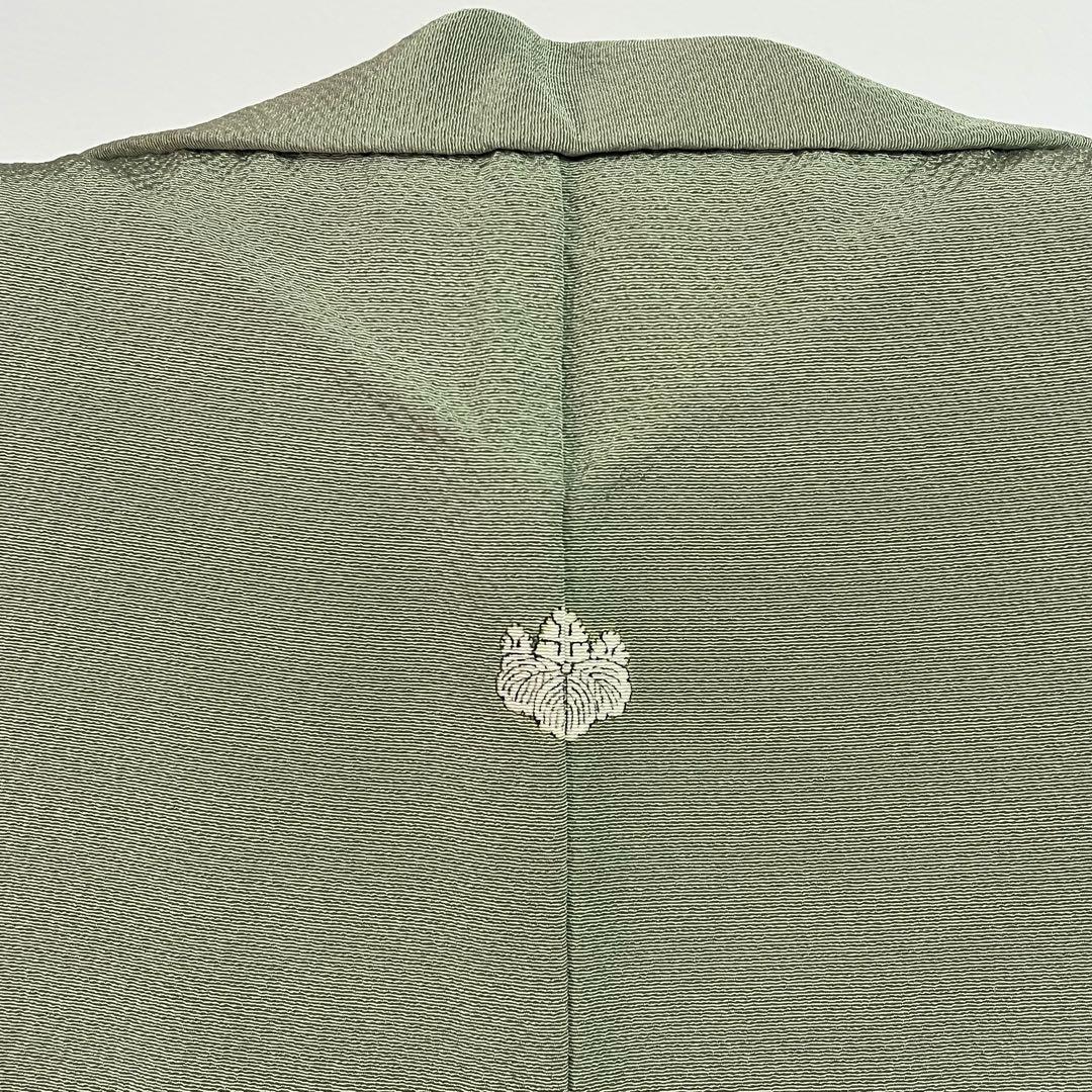 ［ 色無地 ］正絹　乳白みの緑　ちりめん　一つ紋　着物　準礼装　略礼装　作家物