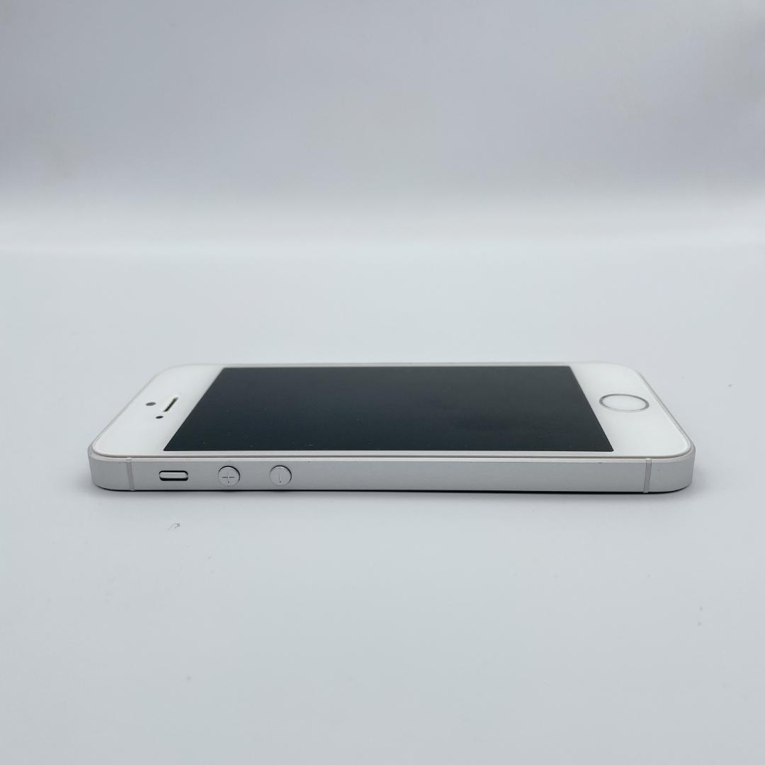【ほぼ未使用】iPhone SE 16GB SIMフリー A1723 シルバー