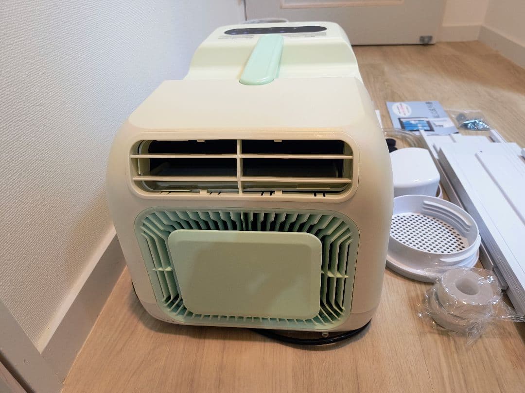 ポータブルエアコン 3500BTU　窓用パネル付き　スポットクーラー 車中泊