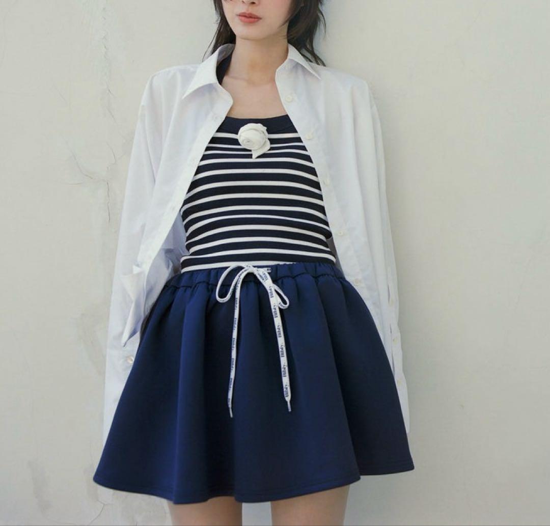 Bibiy. フレアスカート ネイビー